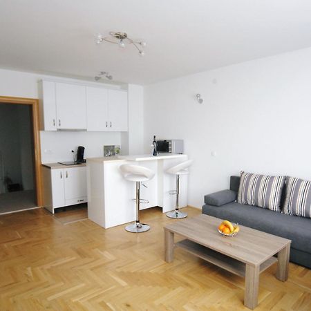 Haus Zora Ferienwohnung 7 莫什奇尼策 外观 照片