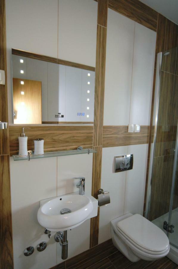 Haus Zora Ferienwohnung 7 莫什奇尼策 外观 照片